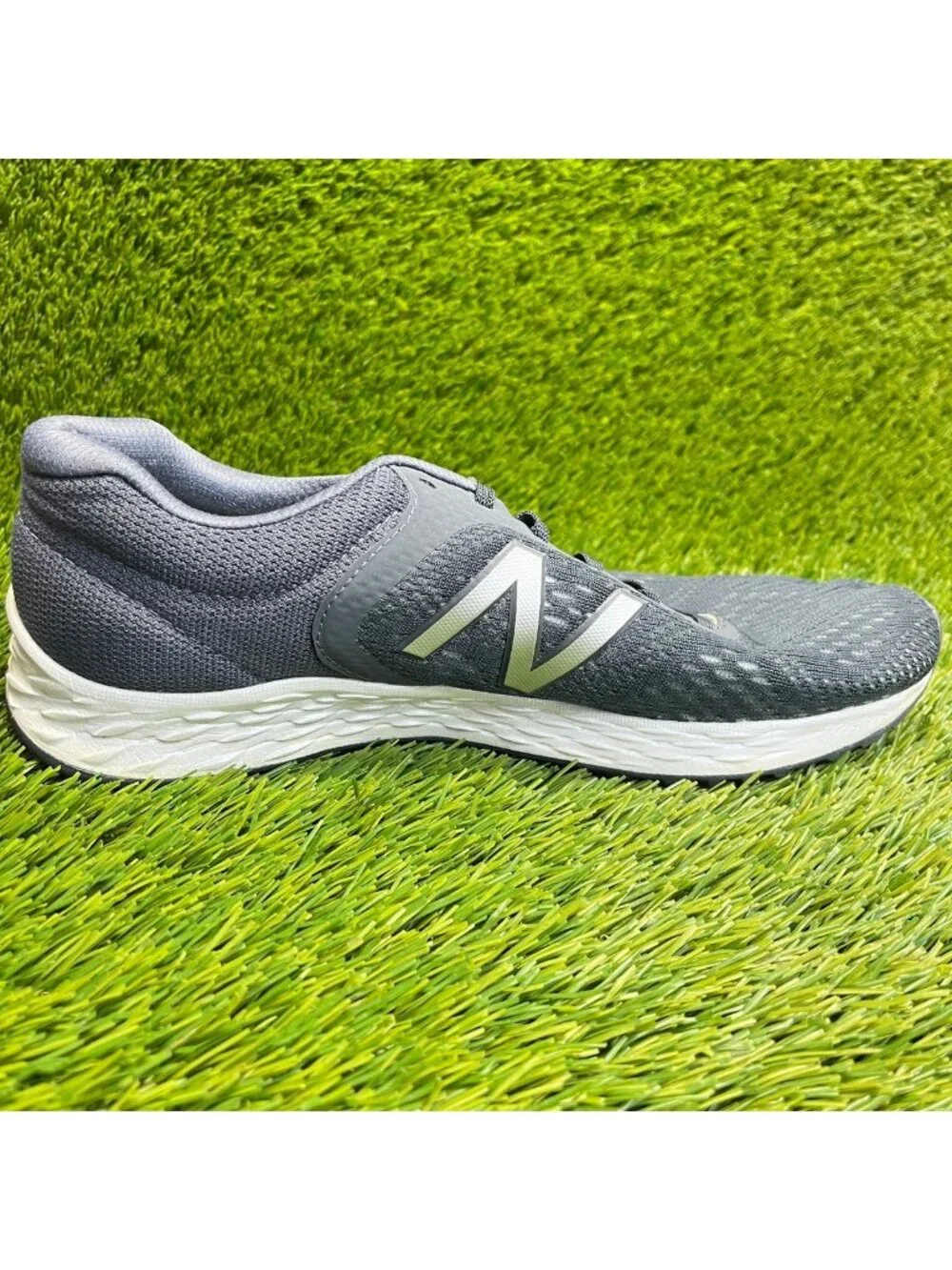 New Balance Fresh Foam Arishi V2 Womens Size 9.5D Blue Running Shoes Sneakers